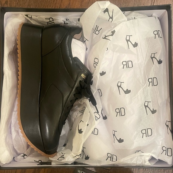 Ruthie Davis RD City Joggers - Picture 8 of 10